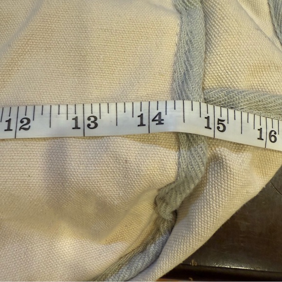 Tom Clancy for Brighton Canvas Pink and Cream Canvas Heart Tote - Picture 11 of 12